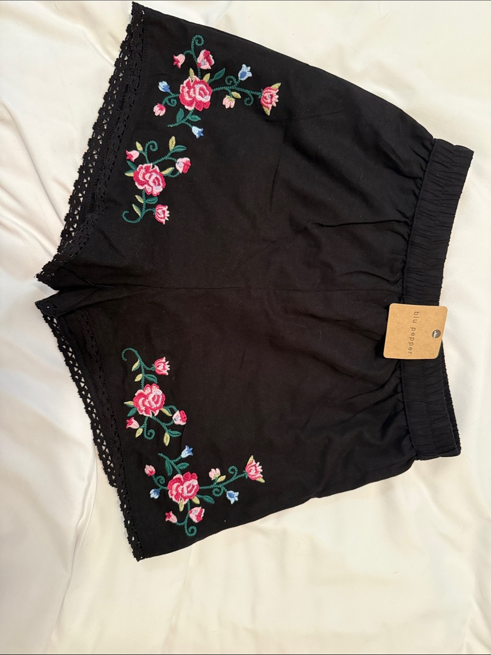 NWT Blu Pepper Black High-Waist Women's Shorts with Pink Floral Embroidery